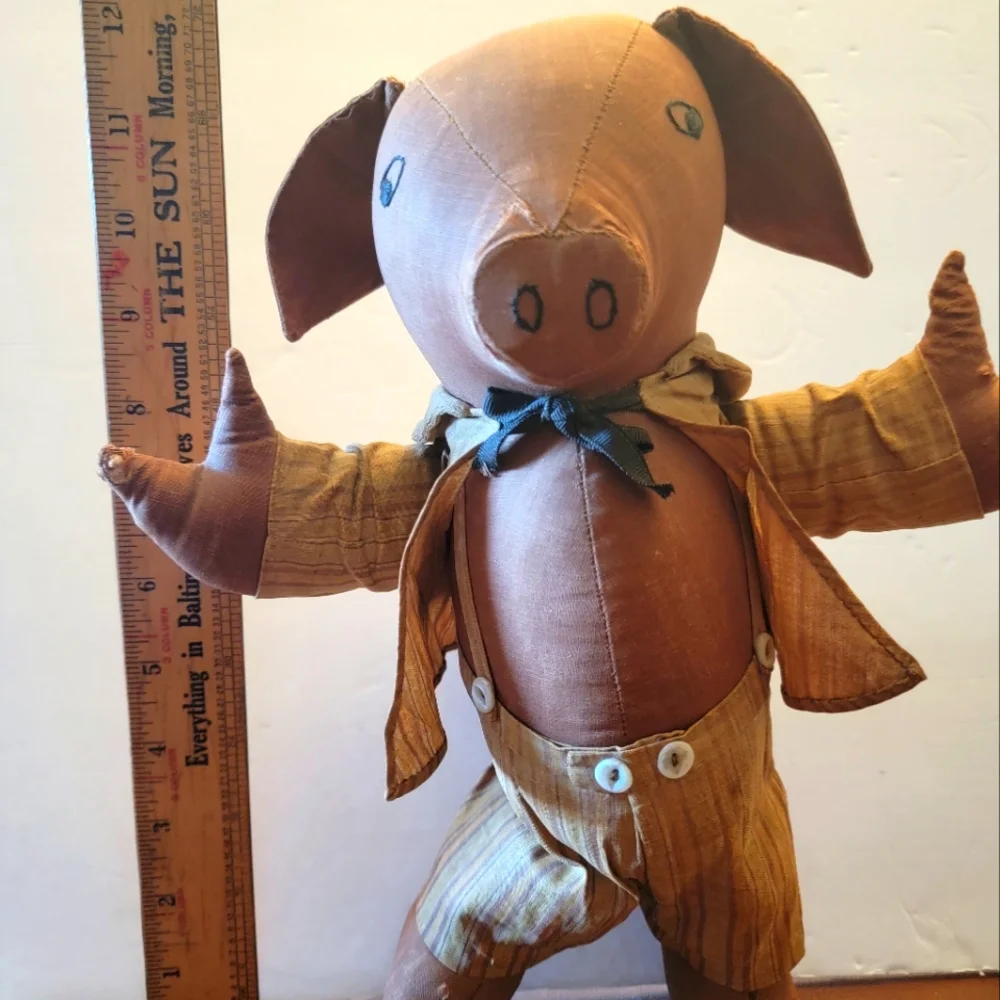 Primitive Antique Pig Toy